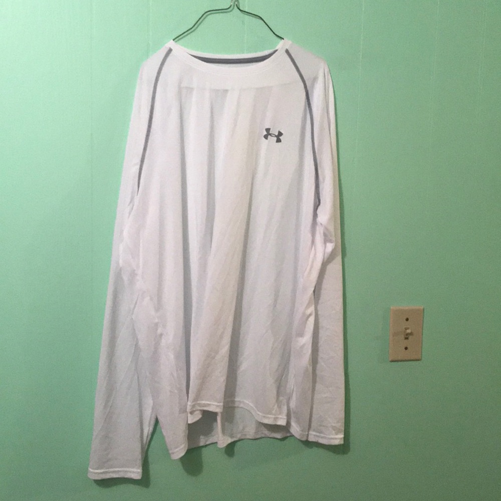 Men’s xl under armour shirt
